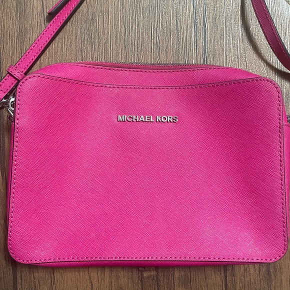 NWOT Michael Kors Crossbody bag purse Hot Pink - Picture 2 of 13